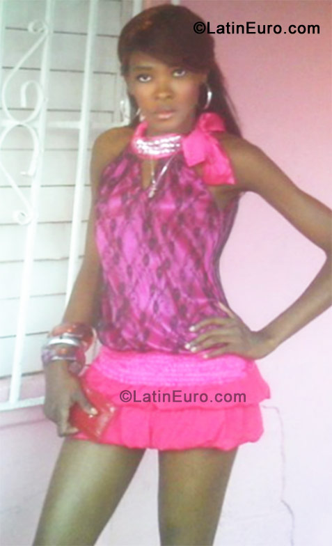Date this passionate Colombia girl Anulfi from Santo Domingo CO10491