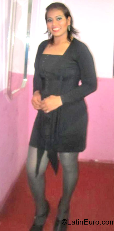 Date this happy Peru girl Delicia from Lima PE587