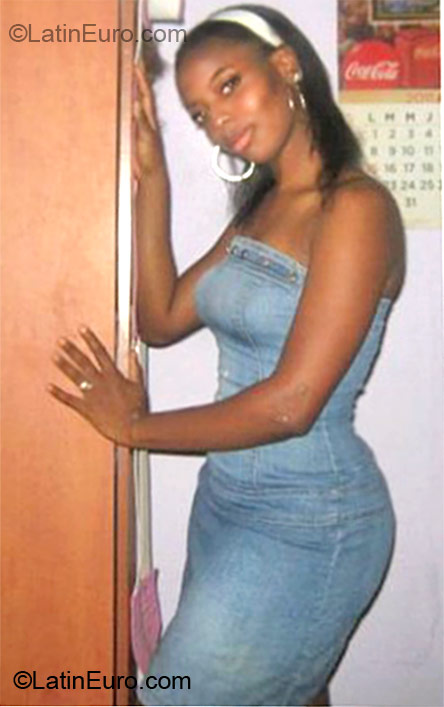Date this voluptuous Colombia girl Patricia from Villavicencio CO10636