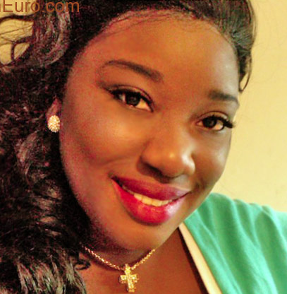 Date this happy United States girl Lil from Queens US13158