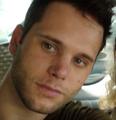 Date this hot Austria man Cyril from Graz AT45