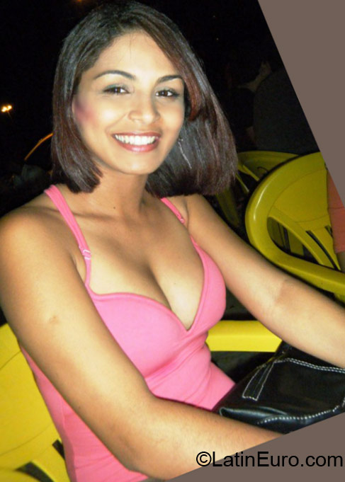 Date this athletic Brazil girl Rafaella from Fortaleza BR7598