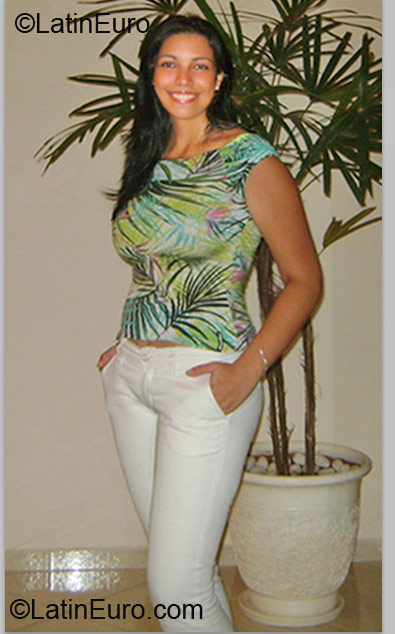 Date this lovely Brazil girl Poliana from Sao Paulo BR6797