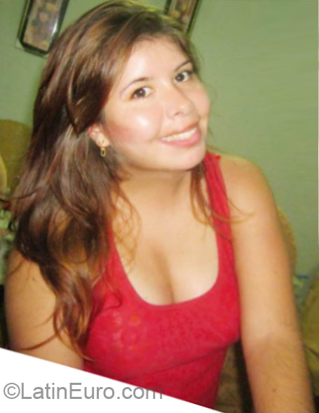 Date this passionate Peru girl Cindy cher from Chiclayo PE690