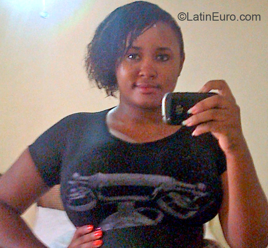 Date this charming Colombia girl Georgina from San Andres Islas CO10693