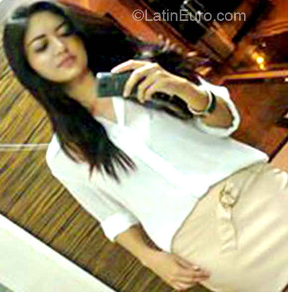 Date this charming Brazil girl Andreia from Fortaleza BR6808