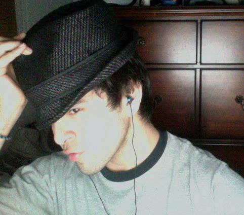 Date this voluptuous United States man Paul from Newark US13254