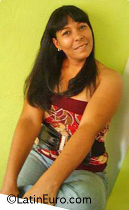 Date this georgeous Dominican Republic girl Marisela from Santiago DO11576