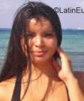 Date this hot Colombia girl Yamerly from Cali CO10730