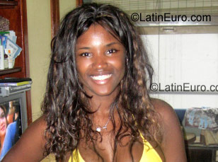 Date this stunning Brazil girl Amanda from Rio De Janeiro BR6838
