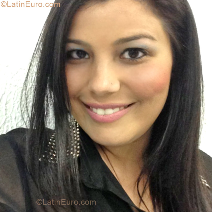 Date this funny Brazil girl Camily from Rio De Janeiro BR9519