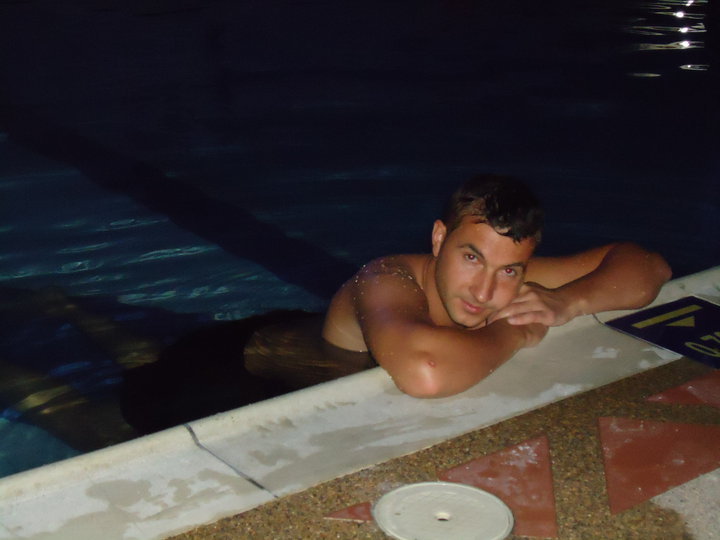 Date this stunning Netherlands man Peluche32 from Eindhoven NL206