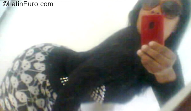 Date this pretty Brazil girl Katia from Belo Horizonte BR6884