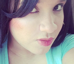 Date this funny United States girl Taina from New York US13353