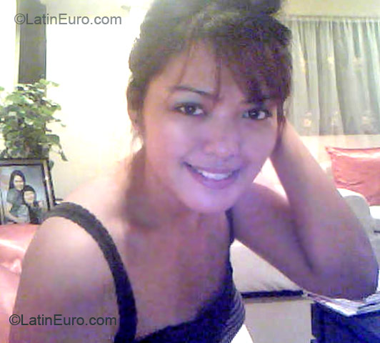 Date this foxy Philippines girl Jelly from Cebu City PH484