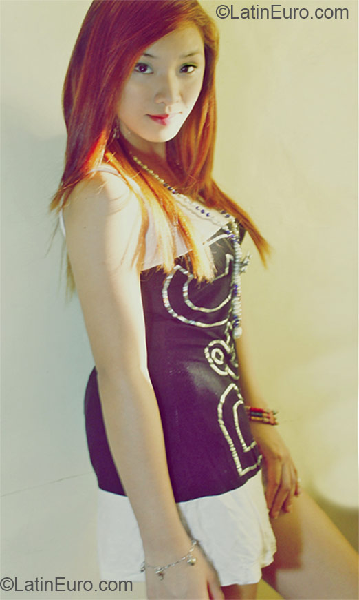 Date this stunning Philippines girl Belle from Manila PH489