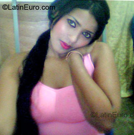 Date this sensual Colombia girl Liz from Barranquilla CO12643