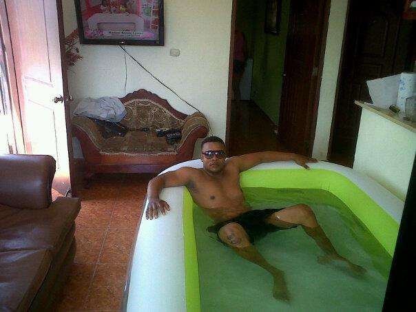 Date this athletic Dominican Republic man Yoni from La Vega DO11932