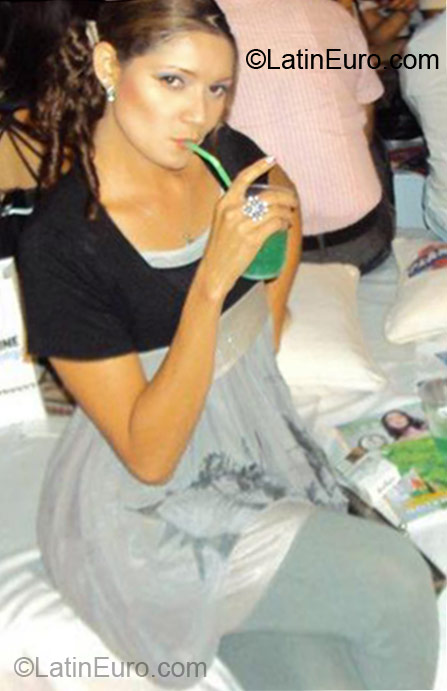 Date this pretty Colombia girl Diana carolina from Cali CO10978