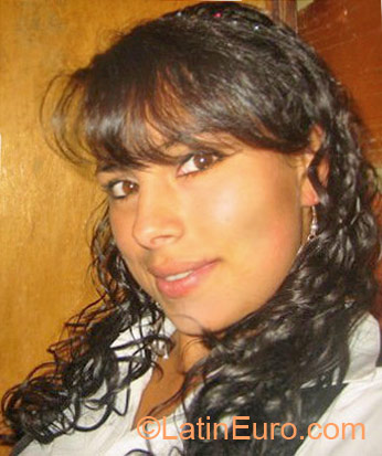 Date this hot Colombia girl Cindy Sthefanya from Chiquinquira CO11186