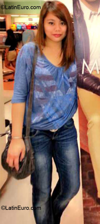 Date this lovely Philippines girl Jacqueline from Cebu City PH506