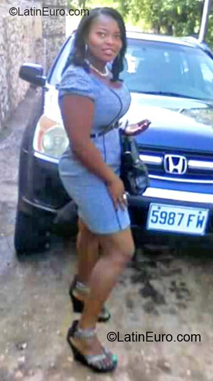 Date this attractive Jamaica girl Trish4luv from Kingston JM747