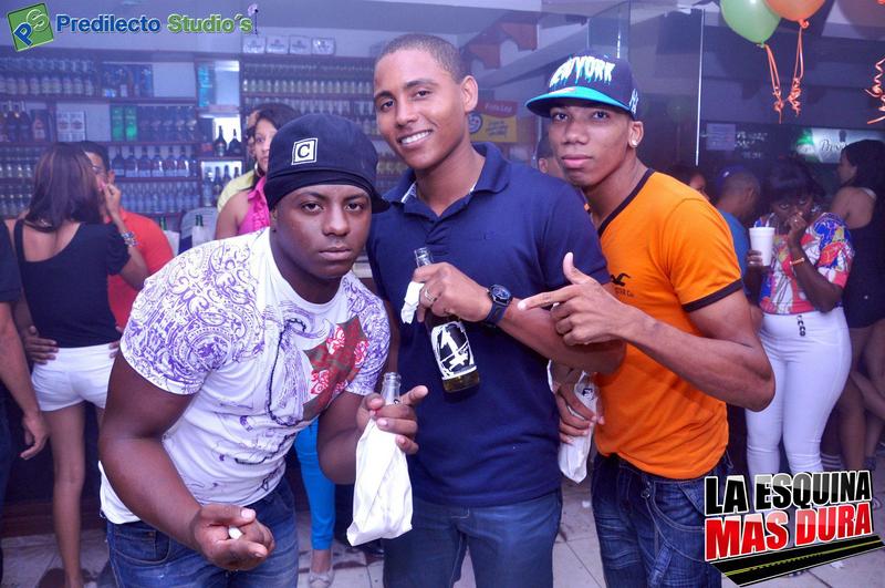 Date this good-looking Dominican Republic man Erickson navarr from Santo Domingo DO12108