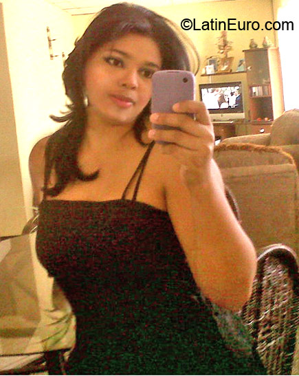 Date this exotic Honduras girl Aura celeste from Tegucigalpa HN732