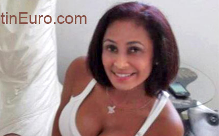 Date this sensual Brazil girl Wandirce from Rio De Janeiro BR7073