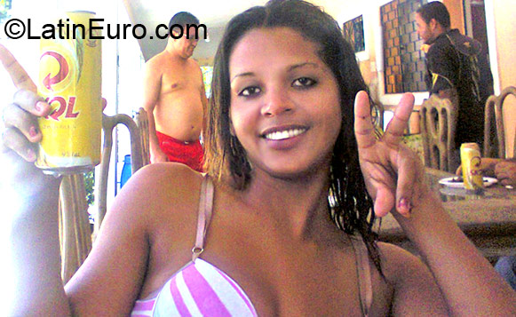 Date this cute Brazil girl Paula Maria from Rio Largo BR7095