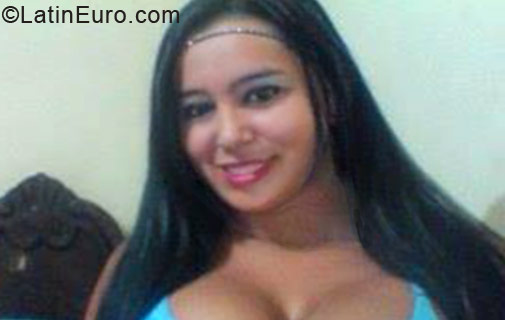 Date this nice looking Colombia girl Juliana from Medellin CO11291
