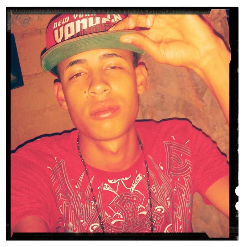 Date this fun Dominican Republic man Kenly from Santiago DO12436