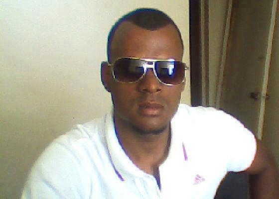 Date this nice looking Dominican Republic man DARWIN from Santiago DO12464