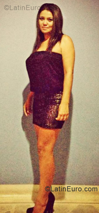 Date this athletic Colombia girl Diana from Neiva CO11343