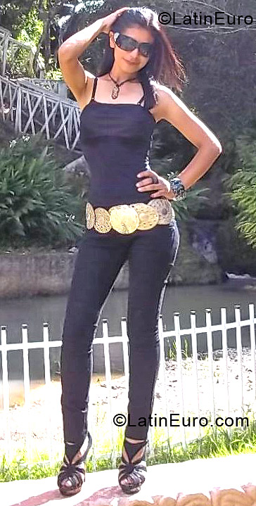 Date this exotic Honduras girl Gloria Sol from San Pedro Sula HN761