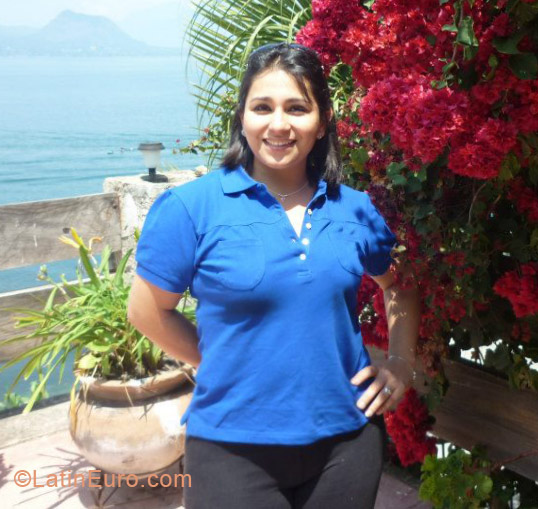 Date this sensual Guatemala girl Sharily from Guatamala City GT43