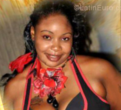 Date this lovely Jamaica girl Syreeta from Kingston JM817