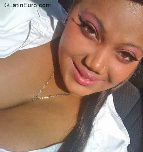 Date this young Jamaica girl Milan from Kingston JM830