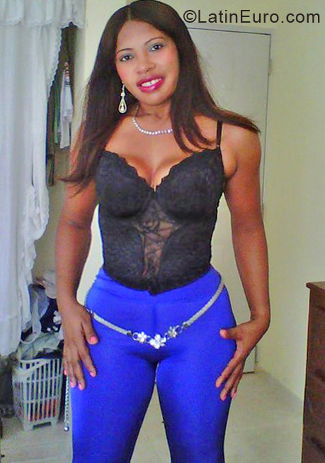 Date this young Dominican Republic girl Alexandra from Santo Domingo DO12980