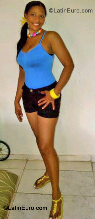 Date this sensual Dominican Republic girl Socorro from Puerto Plata DO13416