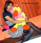 fun Colombia girl Juranny from Cali CO11784