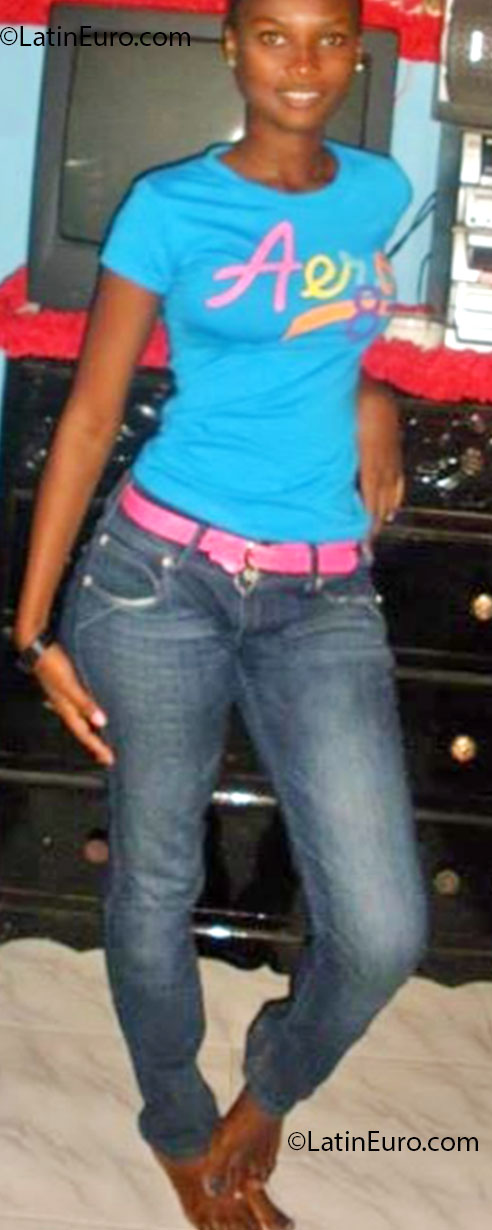 Date this tall Jamaica girl Anikie from Spanish Town JM904