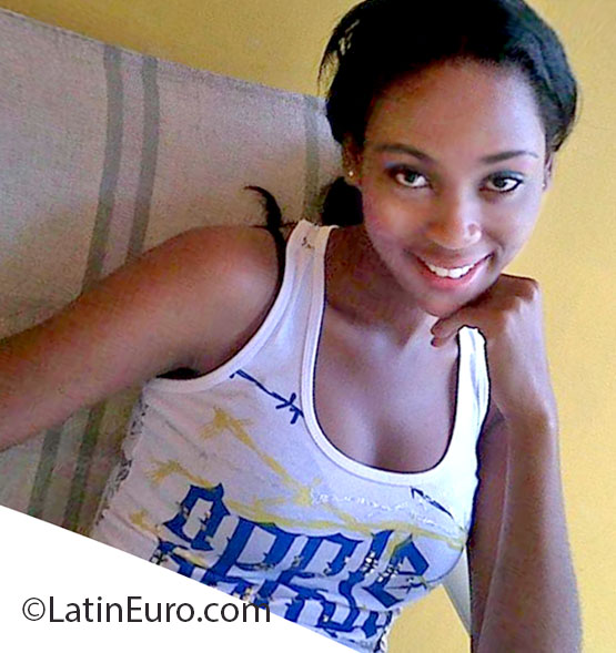 Date this beautiful Jamaica girl Jehvana from Kingston JM912