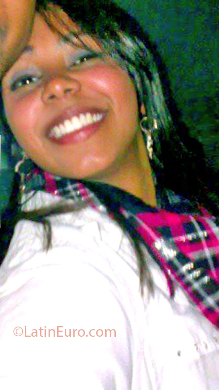 Date this young Brazil girl Juliana from Sao Paulo BR7352