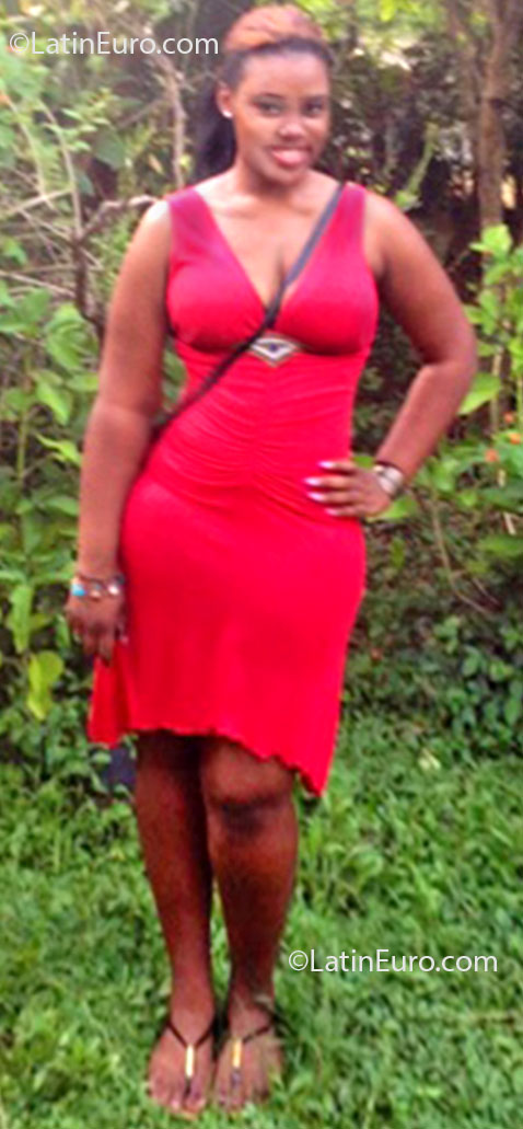 Date this funny Jamaica girl Karrene from Montego Bay JM942