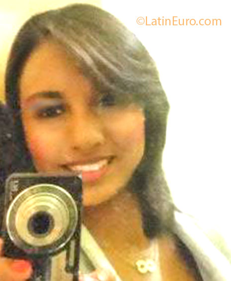 Date this georgeous Brazil girl Thais from Rio de Janeiro BR7394