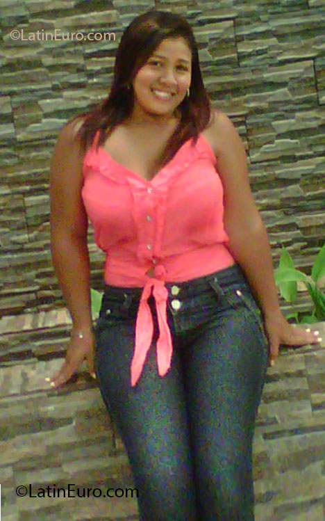 Date this exotic Colombia girl Wendy from Santander CO11987