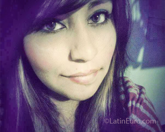 Date this gorgeous Mexico girl Sylvia from Hermosillo MX831