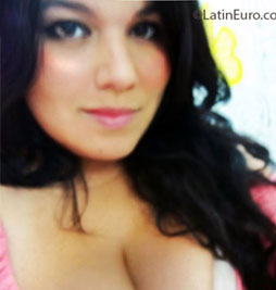 Date this georgeous Brazil girl Debora from Sapucaia Do Sul BR7425