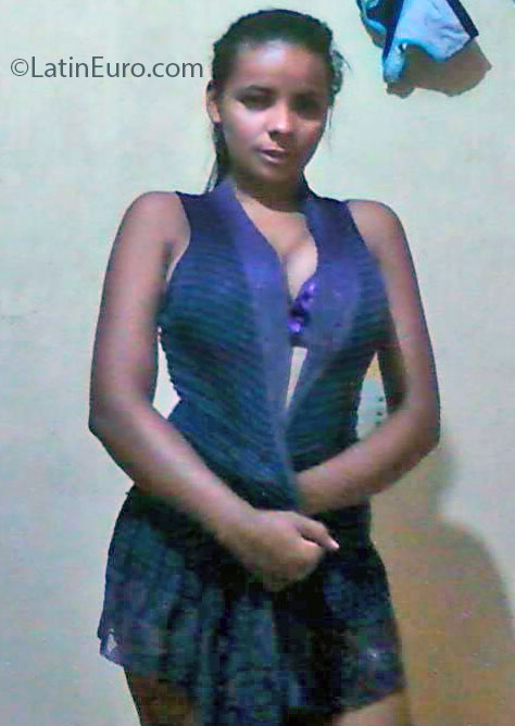 Date this exotic Brazil girl Fernanda from Santarem BR7451